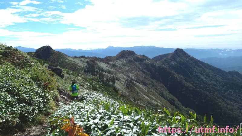 The 6th JYOSYU HOTAKASAN Sky View Trail (aid) (穂高山頂)