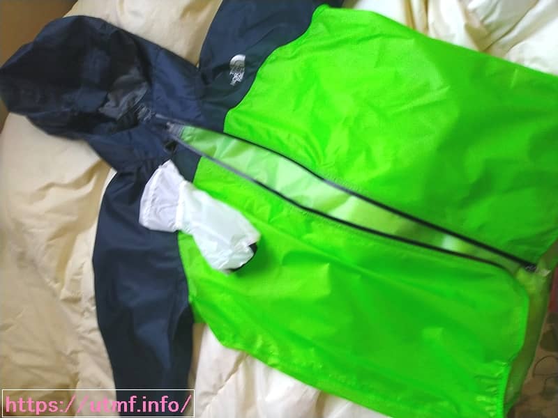 Strike Trail Hoodie rainwear