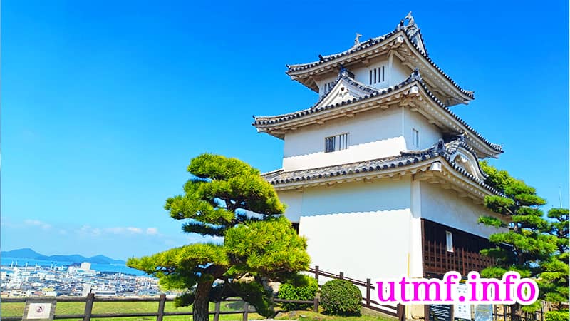 香川県の丸亀城