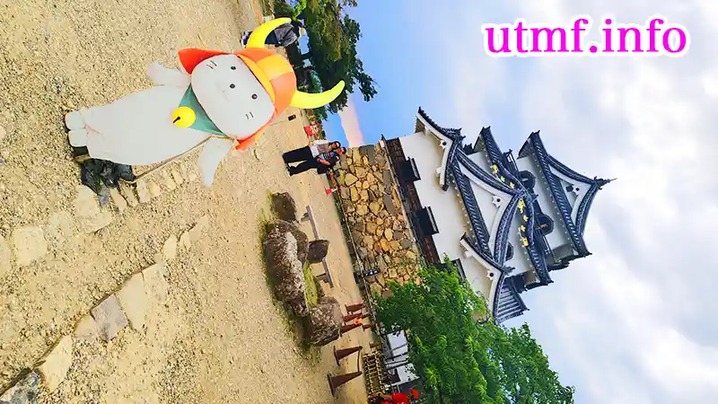 彦根城とひこにゃん